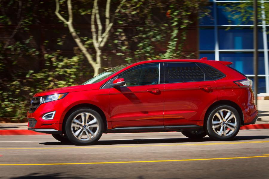  Ford Edge Sport 2015 года  (фото 2 из 25)